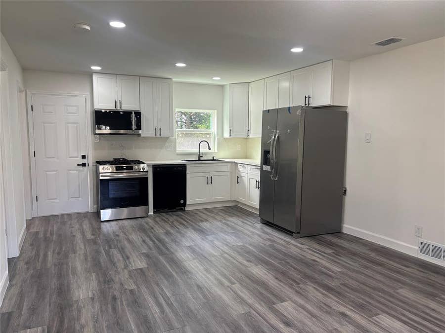 Property photo for 1825 Dudley Avenue, Dallas, TX