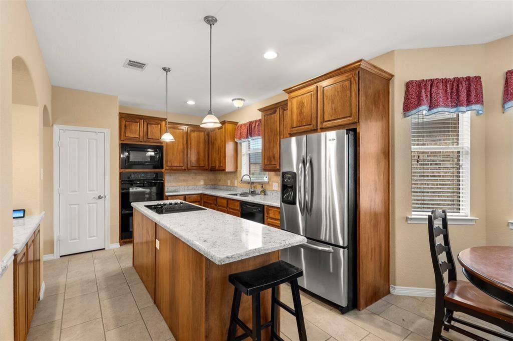 207 Red Wolf Lane, Red Oak, TX 75154 207 Red Wolf Lane, Red Oak, TX 75154