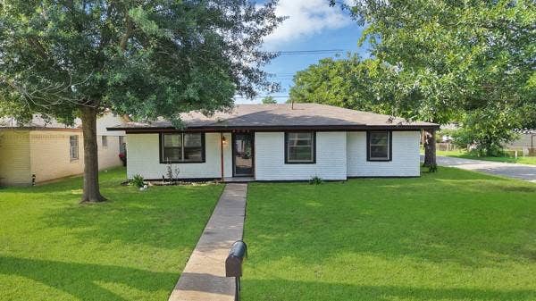 Property photo for 4200 Templeton Street, Greenville, TX