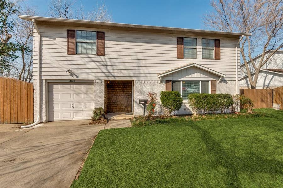 Property photo for 14423 Sunrose Lane, Farmers Branch, TX