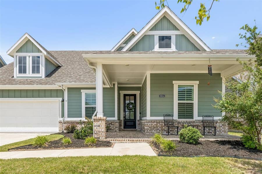 Property photo for 8914 Edna Place, Rowlett, TX