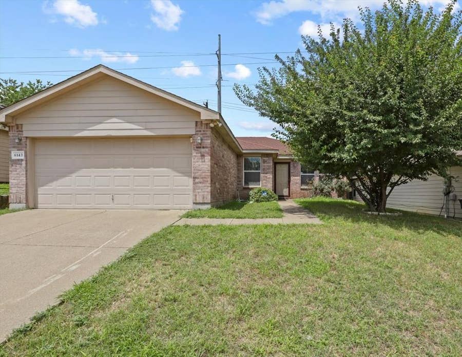 Property photo for 6143 Balcony Lane, Dallas, TX