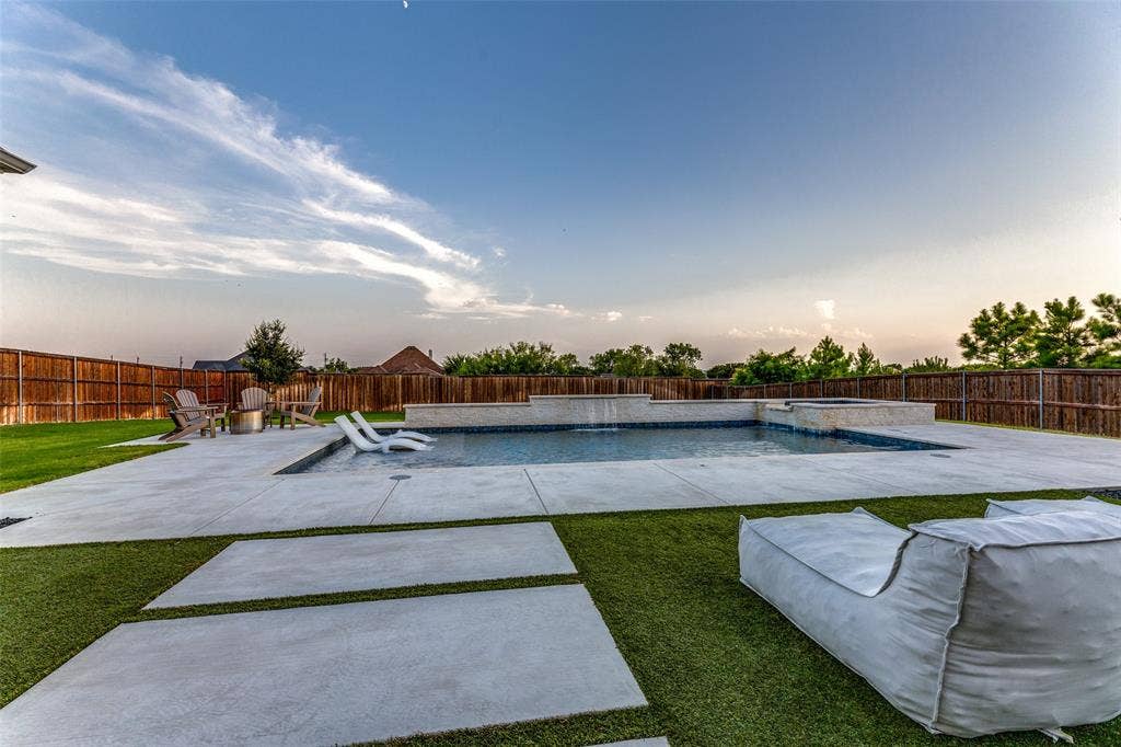 245 Wimberley Drive, Haslet, TX 76052