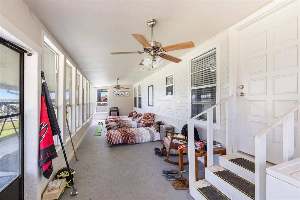 3804 Sandy Beach Drive, Granbury, TX 76049 screened in porch