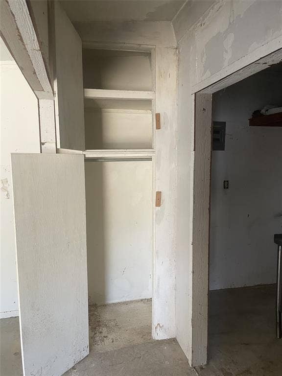 3804 Sandy Beach Drive, Granbury, TX 76049 more shelving