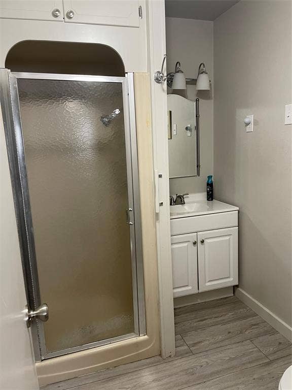 3804 Sandy Beach Drive, Granbury, TX 76049 3804 Sandy Beach Drive, Granbury, TX 76049
