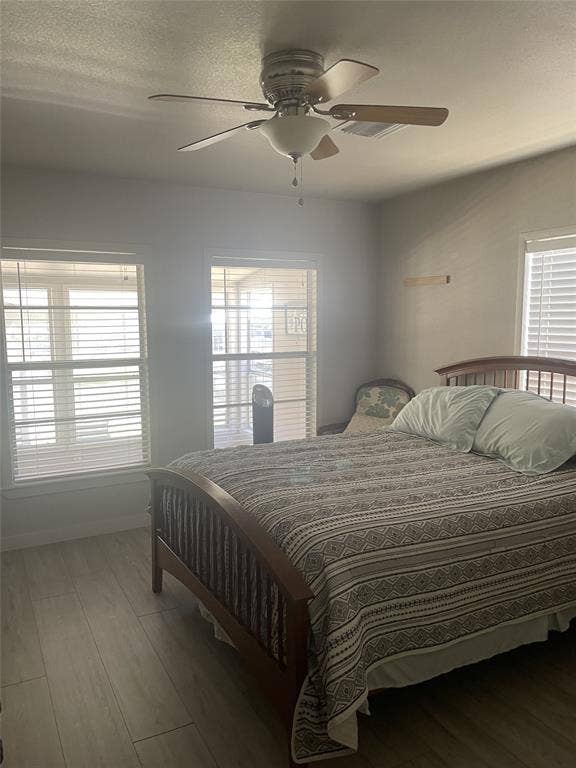 3804 Sandy Beach Drive, Granbury, TX 76049 2nd bedroom