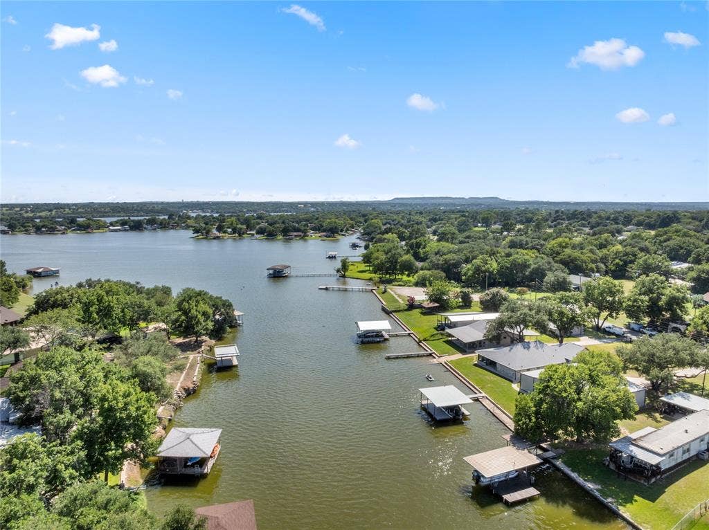 3804 Sandy Beach Drive, Granbury, TX 76049 3804 Sandy Beach Drive, Granbury, TX 76049