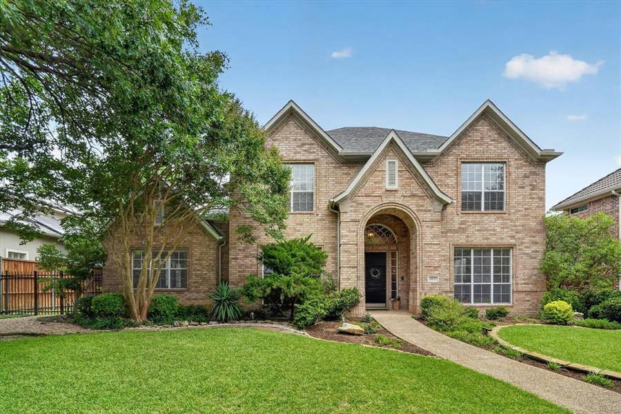 Property photo for 4927 Stony Ford Drive, Dallas, TX