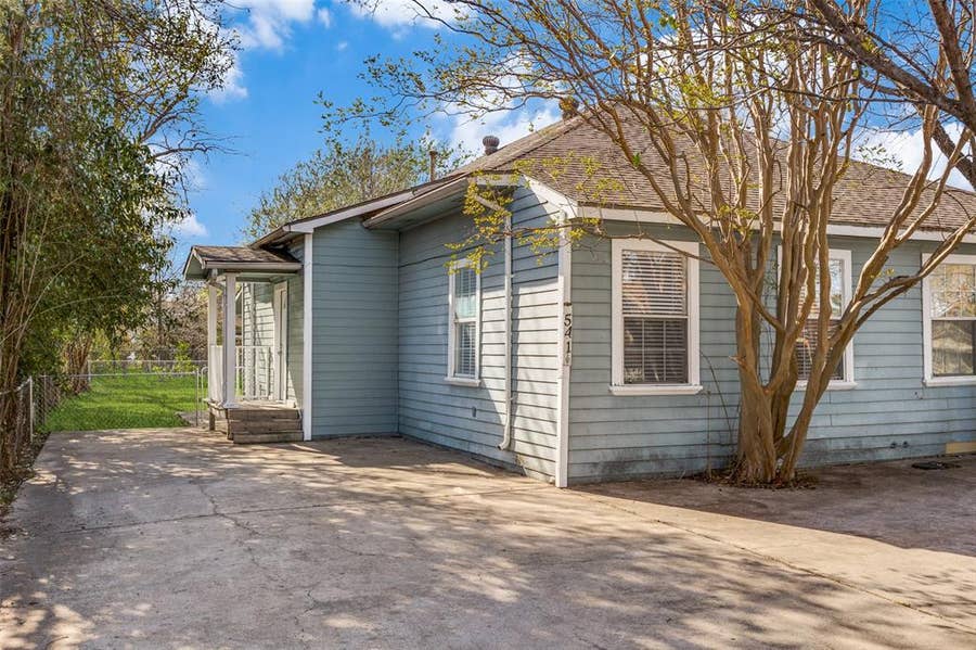 Property photo for 5416 East Side Avenue, #Left, Dallas, TX