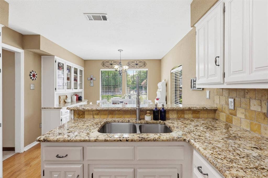 7212 Big Bear Lake Drive, Arlington, TX 76016 7212 Big Bear Lake Drive, Arlington, TX 76016