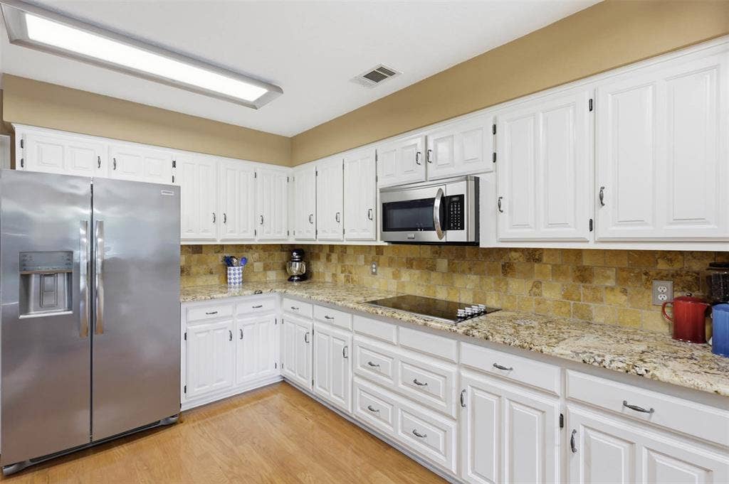 7212 Big Bear Lake Drive, Arlington, TX 76016 7212 Big Bear Lake Drive, Arlington, TX 76016