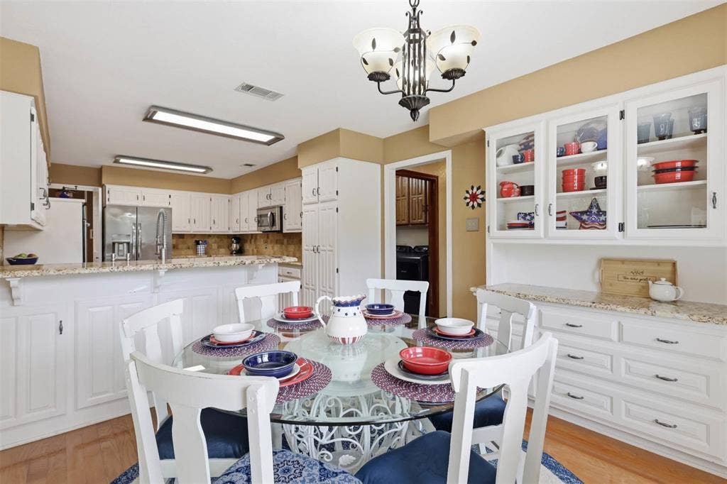 7212 Big Bear Lake Drive, Arlington, TX 76016 7212 Big Bear Lake Drive, Arlington, TX 76016