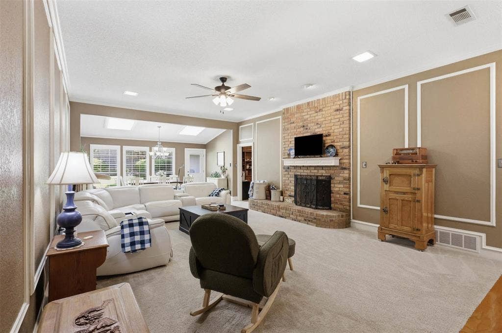 7212 Big Bear Lake Drive, Arlington, TX 76016 7212 Big Bear Lake Drive, Arlington, TX 76016
