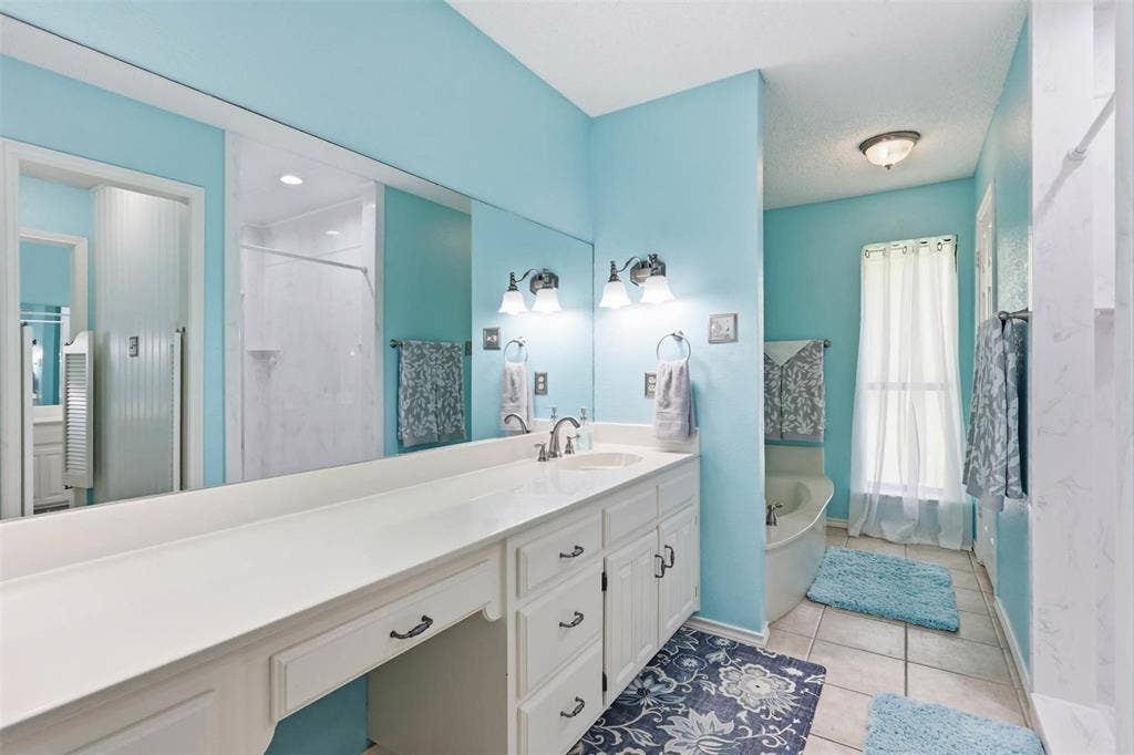 7212 Big Bear Lake Drive, Arlington, TX 76016 7212 Big Bear Lake Drive, Arlington, TX 76016