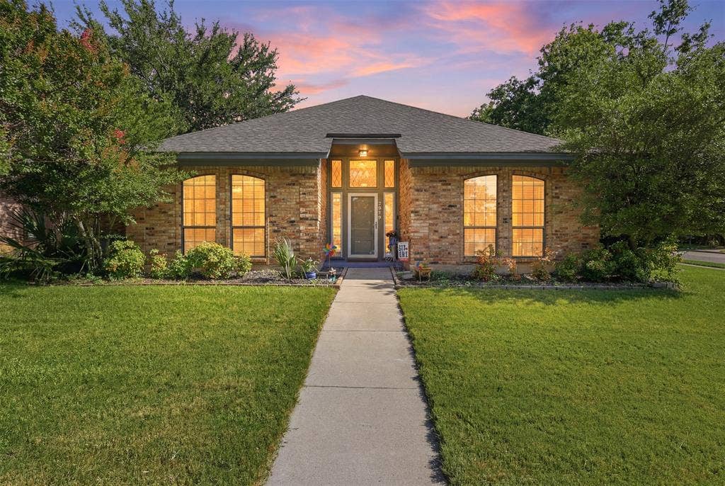 7212 Big Bear Lake Drive, Arlington, TX 76016 7212 Big Bear Lake Drive, Arlington, TX 76016