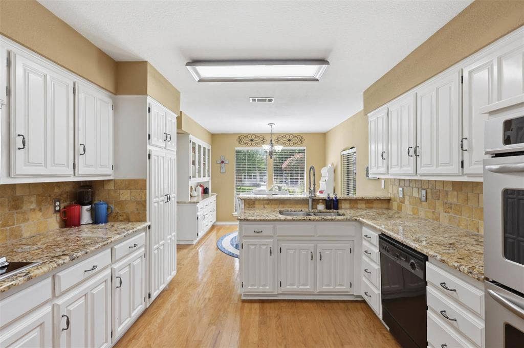 7212 Big Bear Lake Drive, Arlington, TX 76016 7212 Big Bear Lake Drive, Arlington, TX 76016