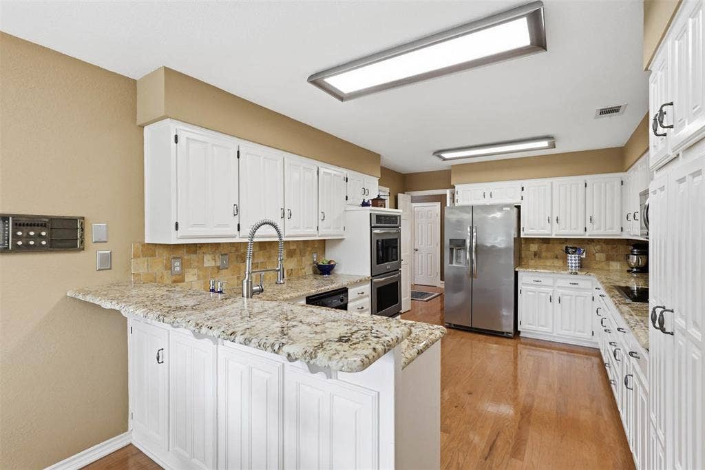 7212 Big Bear Lake Drive, Arlington, TX 76016 7212 Big Bear Lake Drive, Arlington, TX 76016