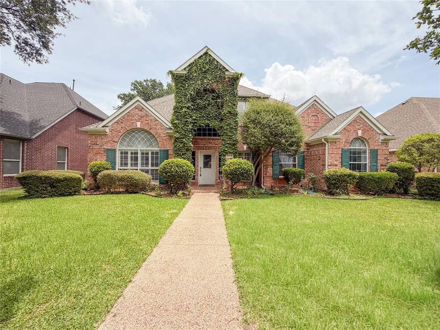 Property photo for 6214 Hidden Springs Lane, Garland, TX