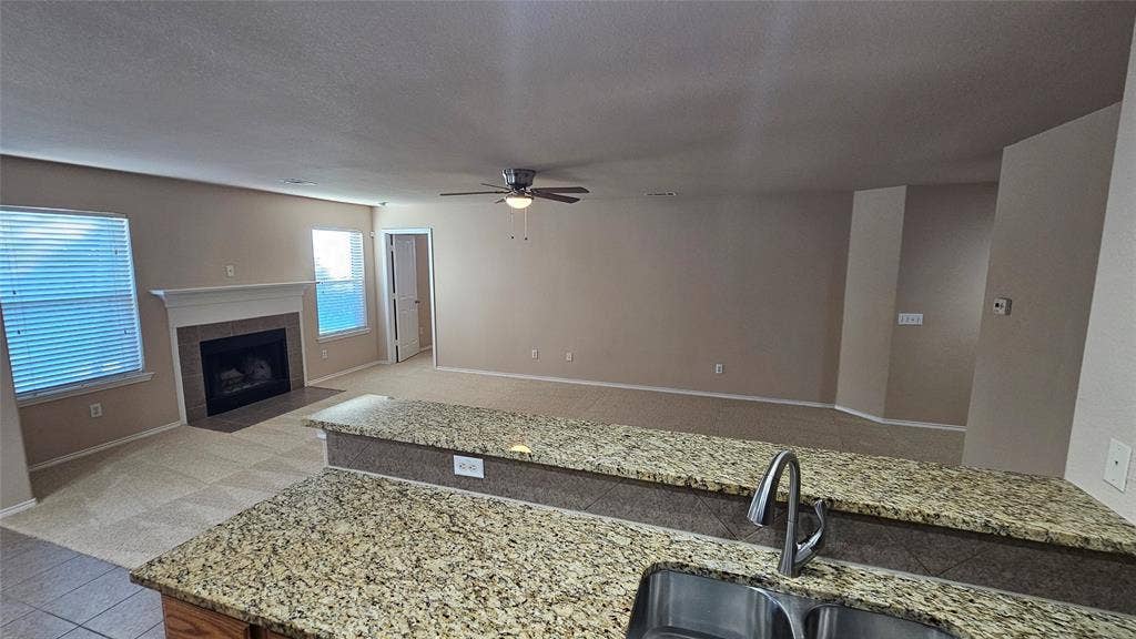 8304 Mossberg Drive, Arlington, TX 76002 8304 Mossberg Drive, Arlington, TX 76002