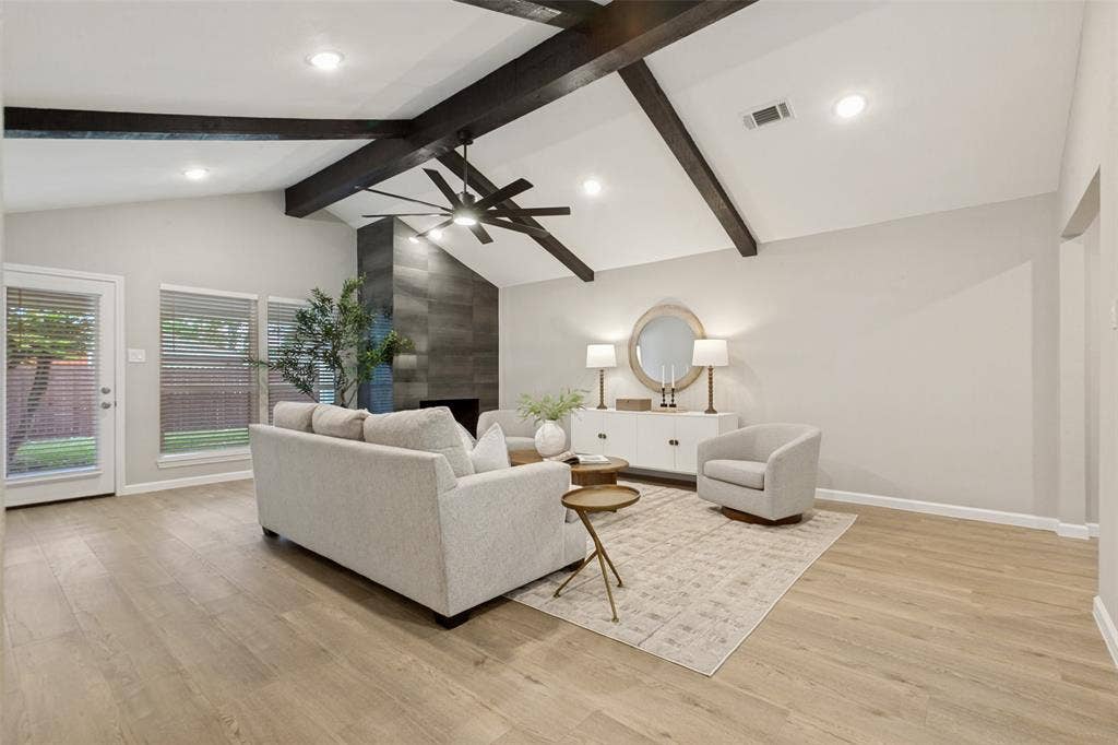 2104 Heather Hill Lane, Plano, TX 75075 2104 Heather Hill Lane, Plano, TX 75075