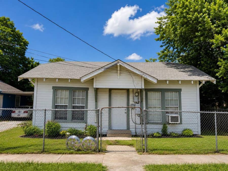Property photo for 3010 Caddo Street, Greenville, TX