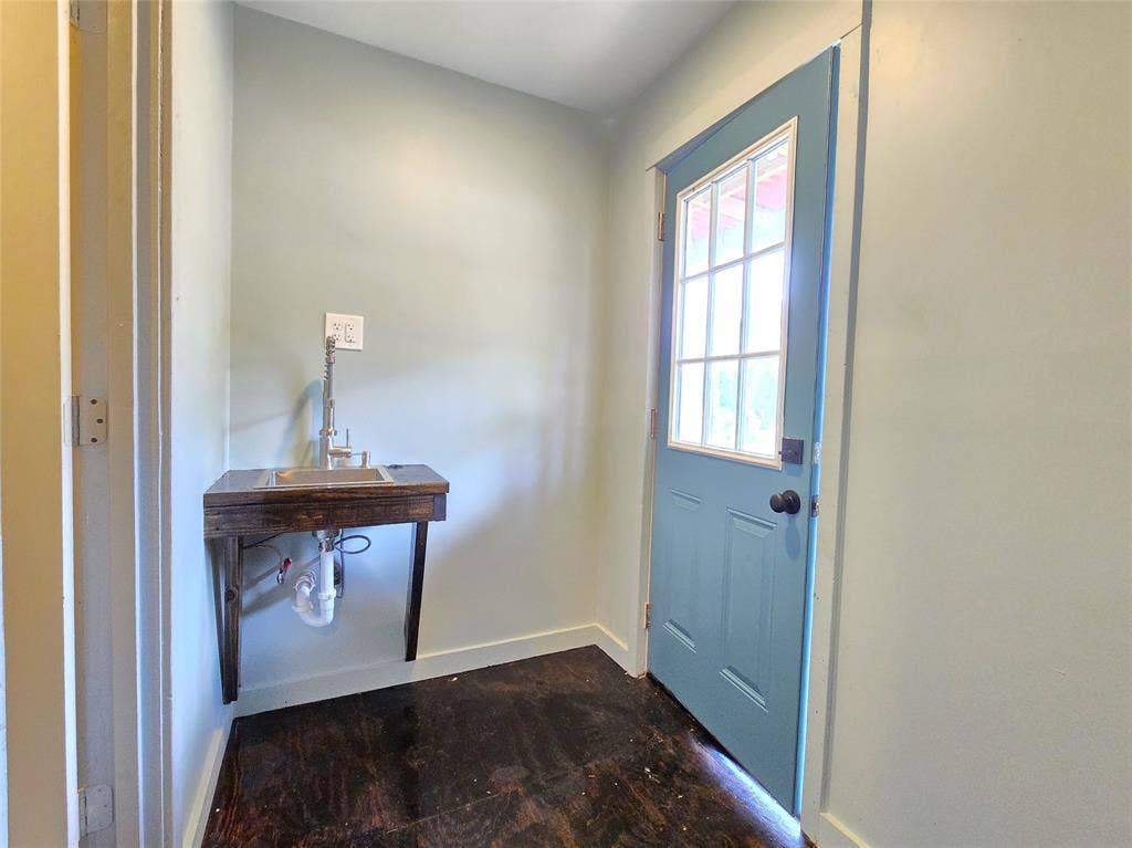 2903 Jerome Street, #3, Dallas, TX 75223 2903 Jerome Street, #3, Dallas, TX 75223