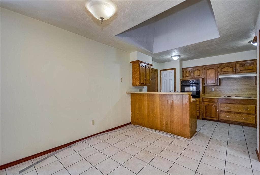1104 Wimbledon Lane, Plano, TX 75075 1104 Wimbledon Lane, Plano, TX 75075