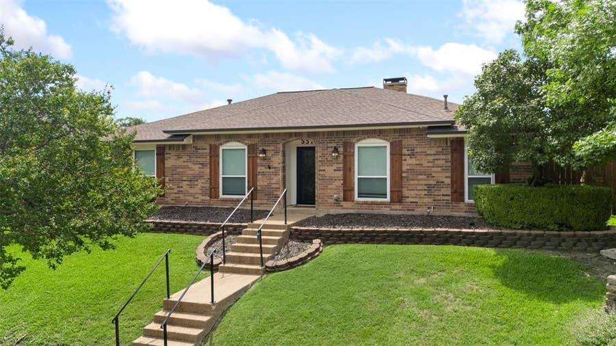 Property photo for 5510 Coronado Drive, Garland, TX
