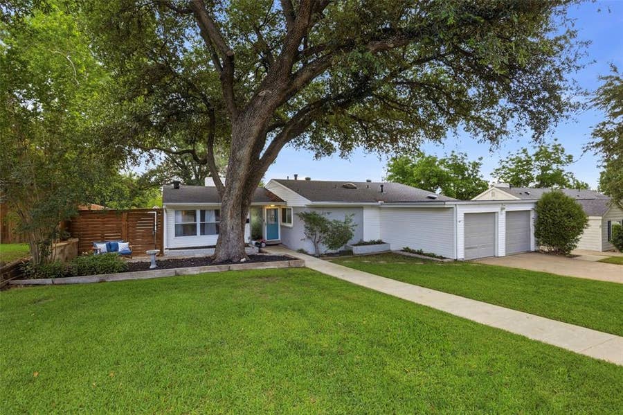 Property photo for 4817 Winthrop Avenue E, Fort Worth, TX