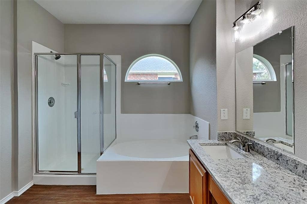 7908 Swan Park Drive, Denton, TX 76210 7908 Swan Park Drive, Denton, TX 76210