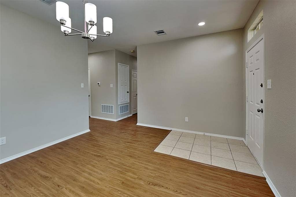 7908 Swan Park Drive, Denton, TX 76210 7908 Swan Park Drive, Denton, TX 76210