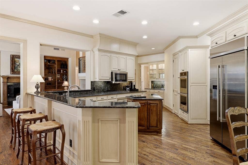 2708 Anders Lane, Plano, TX 75093 2708 Anders Lane, Plano, TX 75093