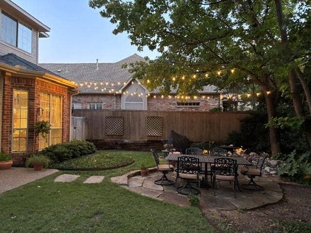 2820 Creek Bend, McKinney, TX 75072 Lush landscaping and large yard.