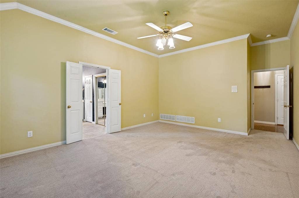 2820 Creek Bend, McKinney, TX 75072 A private primary bedroom is secluded from the living areas and has access to the backyard.