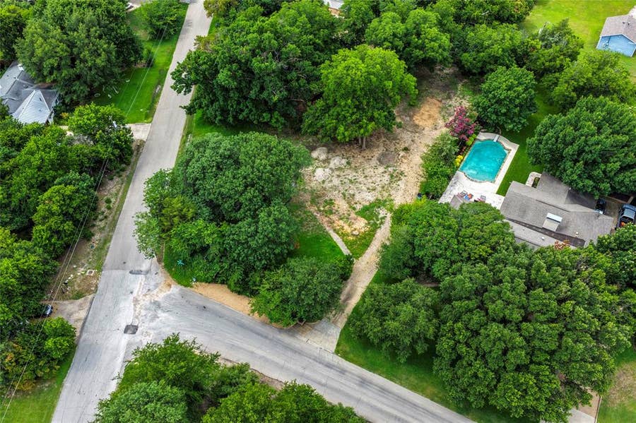 Property photo for 1539 Bella Vista Drive, Dallas, TX