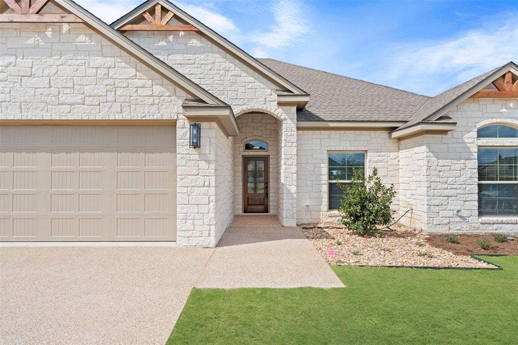 9824 Durango Trail, Waco, TX 76712 9824 Durango Trail, Waco, TX 76712