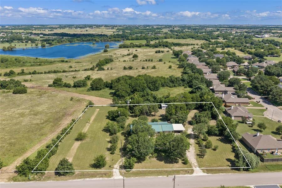 Property photo for 440 Williams Road, Lorena, TX