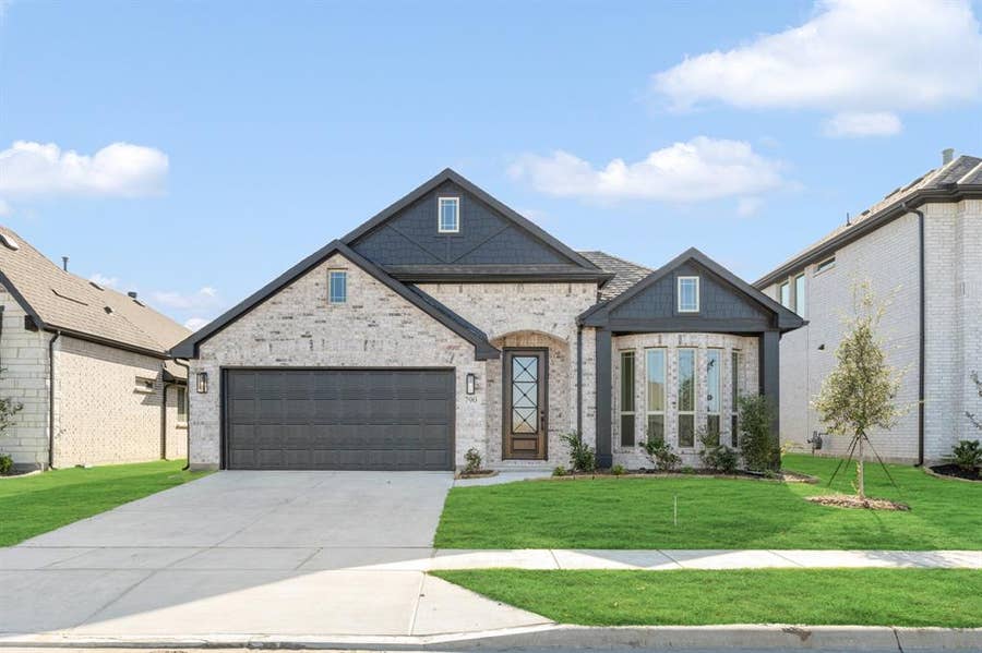 Property photo for 790 Alder Drive, Lavon, TX