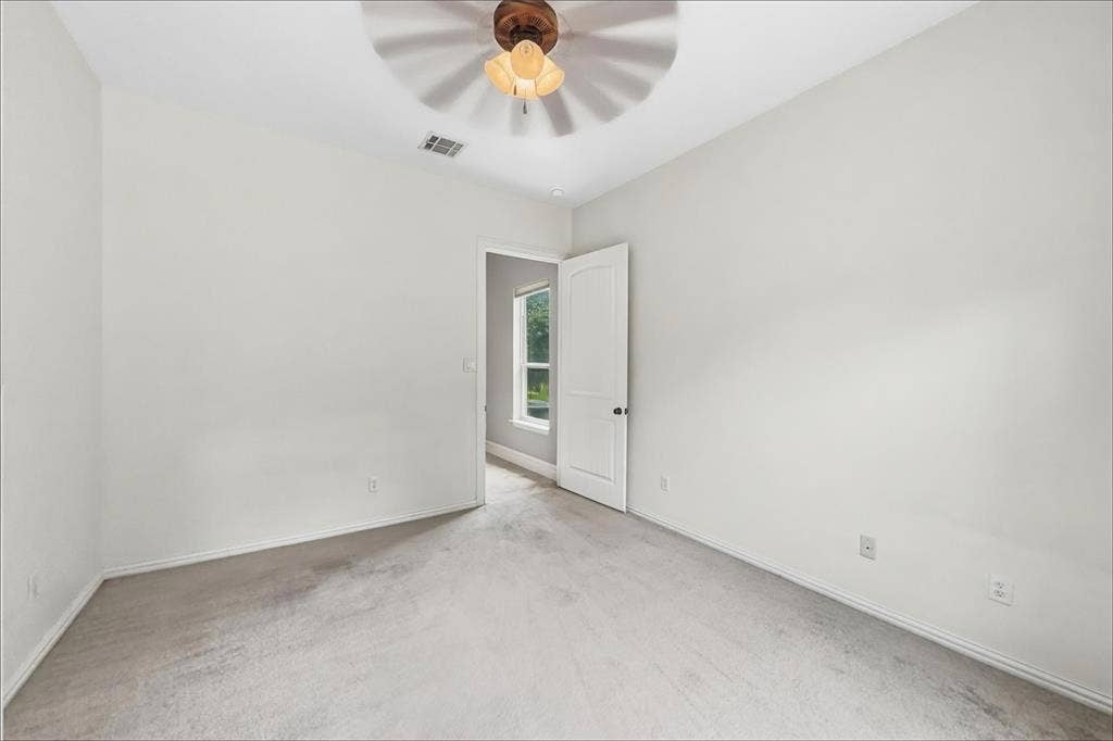 129 Acorn Lane, Aledo, TX 76008 129 Acorn Lane, Aledo, TX 76008