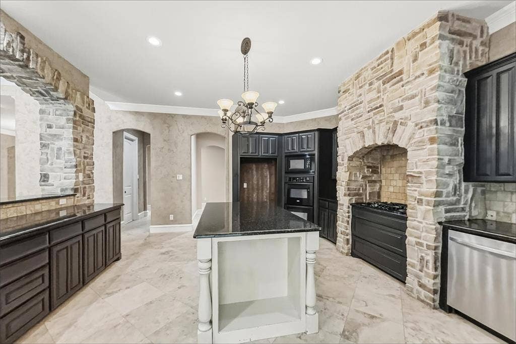 129 Acorn Lane, Aledo, TX 76008 129 Acorn Lane, Aledo, TX 76008