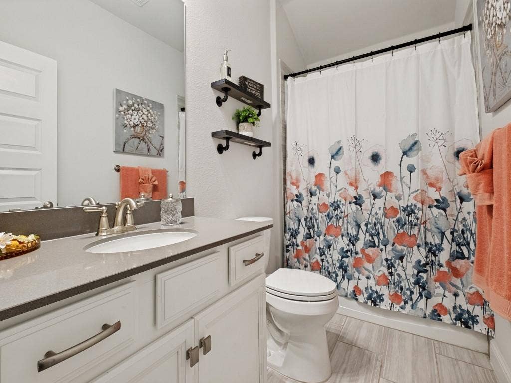 5120 Valley Forge Drive, Denton, TX 76207 5120 Valley Forge Drive, Denton, TX 76207
