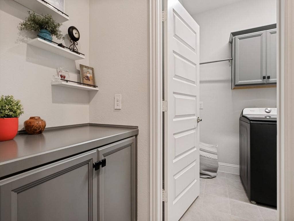 5120 Valley Forge Drive, Denton, TX 76207 5120 Valley Forge Drive, Denton, TX 76207