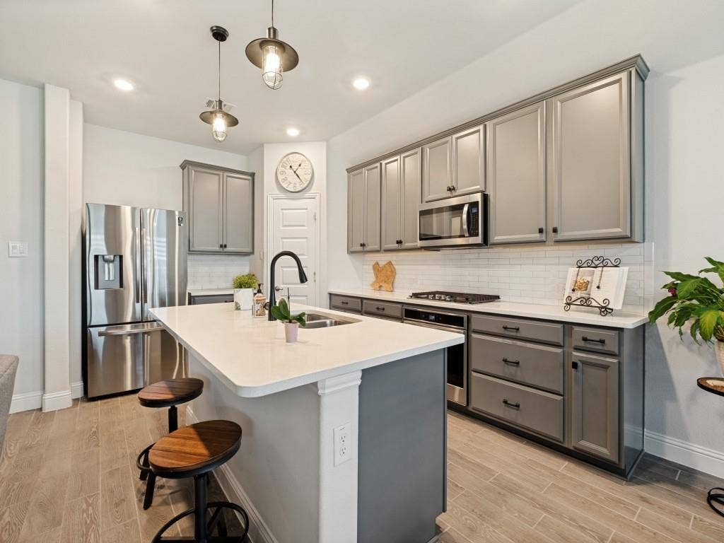 5120 Valley Forge Drive, Denton, TX 76207 5120 Valley Forge Drive, Denton, TX 76207