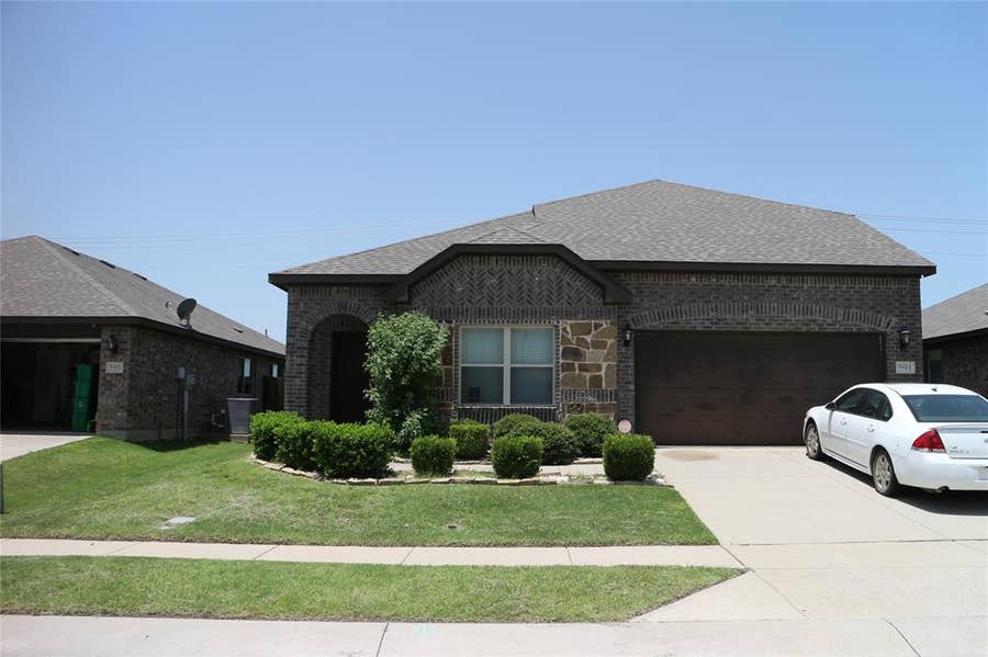 Property photo for 591 Providence Place, Lavon, TX