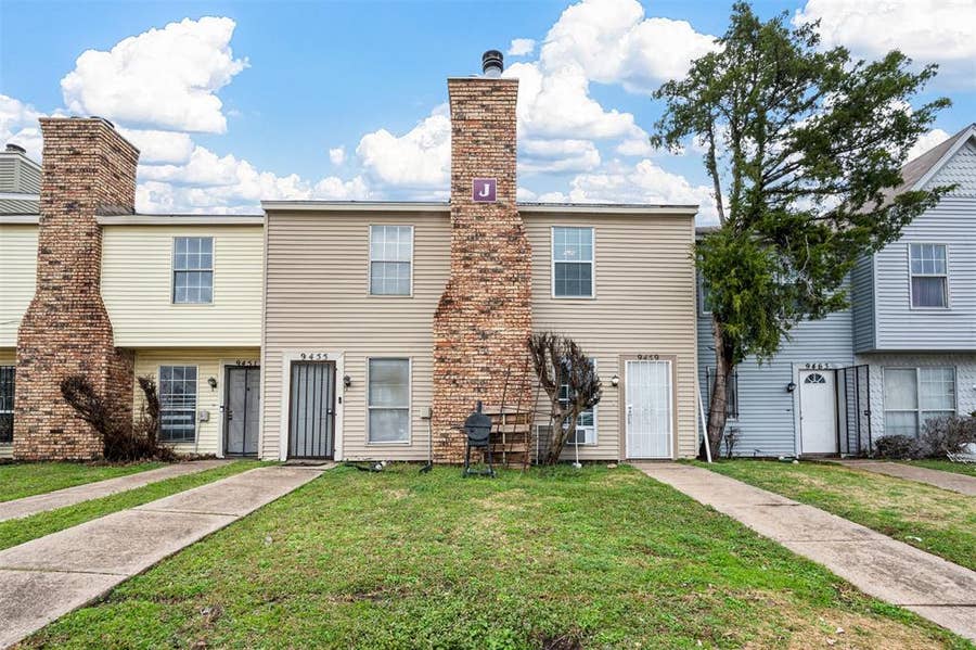 Property photo for 9459 Olde Village Court, Dallas, TX