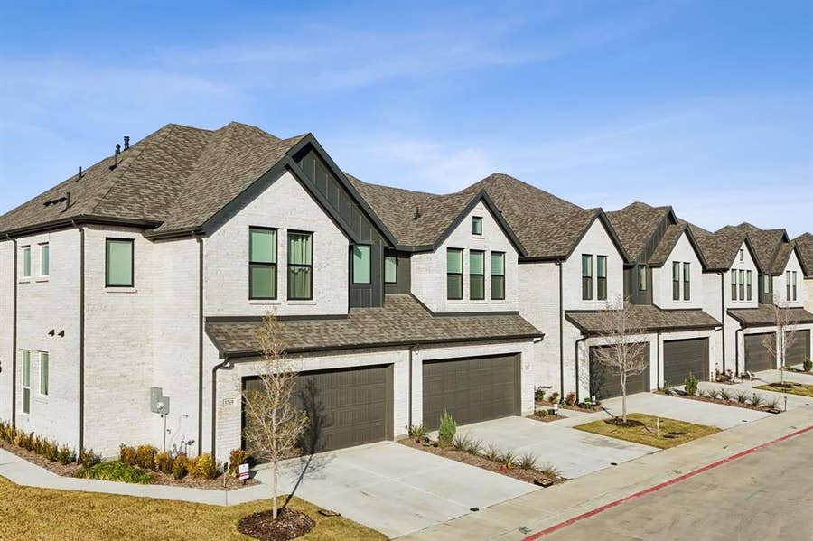 Property photo for 3765 Pierce Lane, Grand Prairie, TX