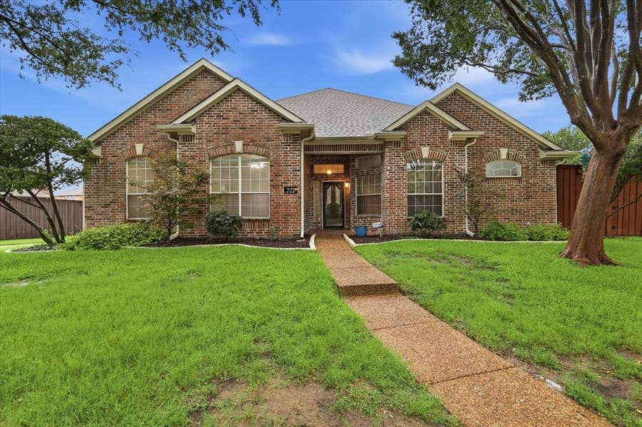 Property photo for 727 Willow Ridge Court, Coppell, TX