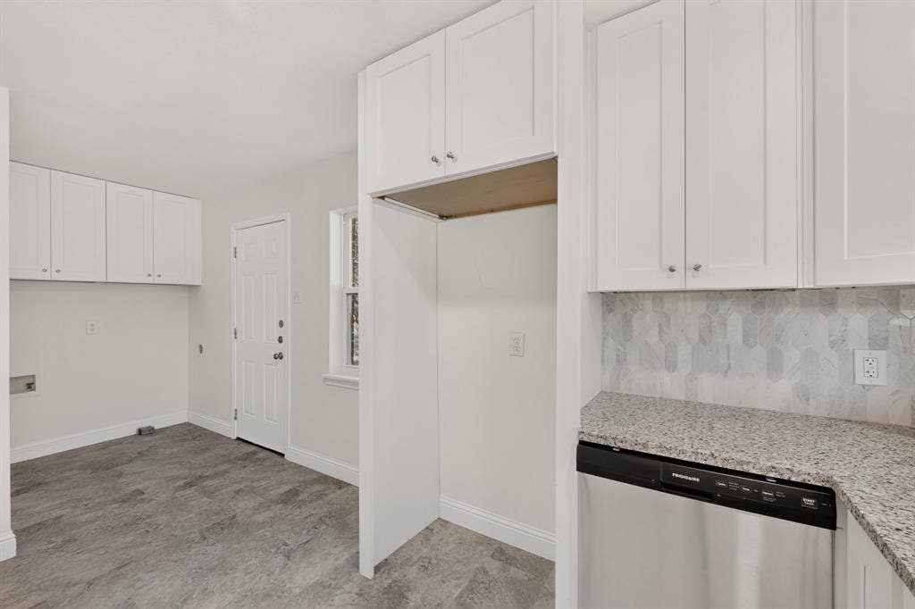 405 Easton Road, Dallas, TX 75218 405 Easton Road, Dallas, TX 75218