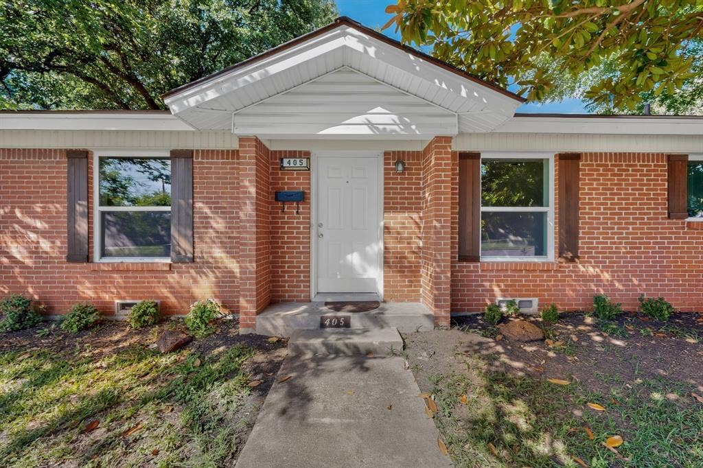 405 Easton Road, Dallas, TX 75218 405 Easton Road, Dallas, TX 75218